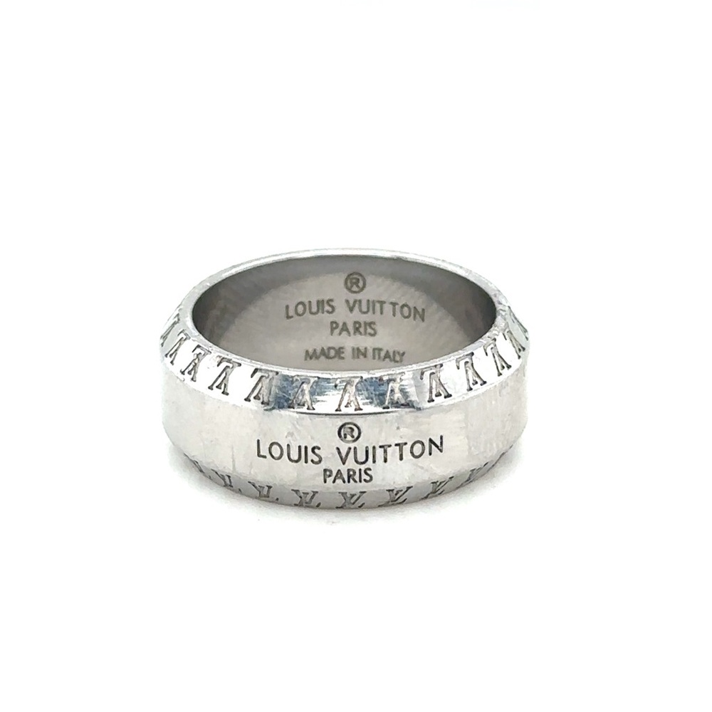 Louis Vuitton Logo Band Ring
